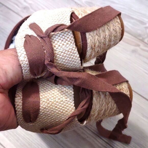 (61-3729) Amazon Essentials Women's Mid Wedge Espadrille Sz 8 - Picture 9 of 9